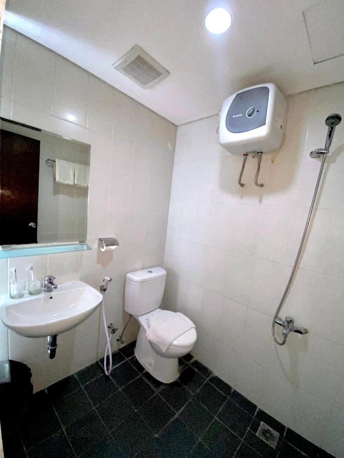 Skyland City Hotel Jatinangor Cilimus Esterno foto