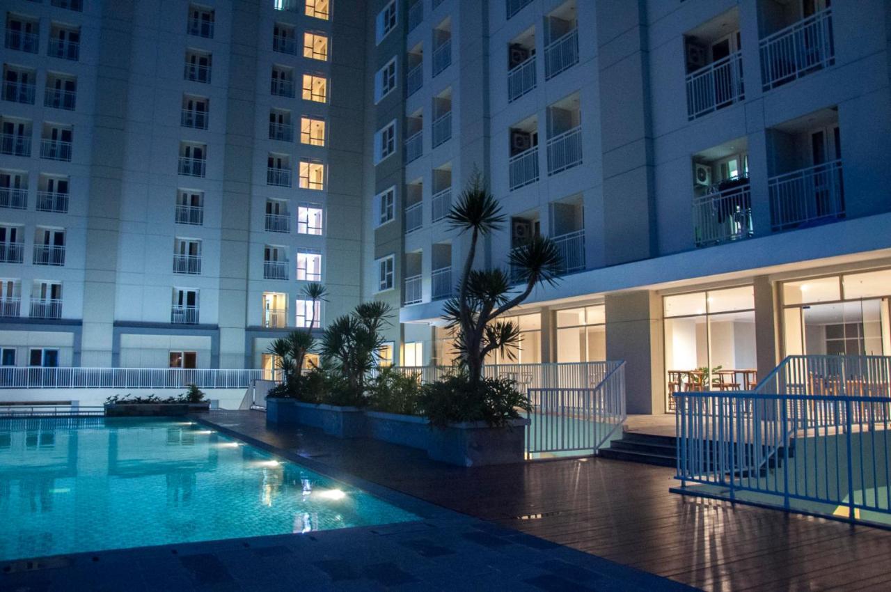 Skyland City Hotel Jatinangor Cilimus Esterno foto